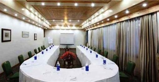 фото отеля Club Mahindra Whispering Pines