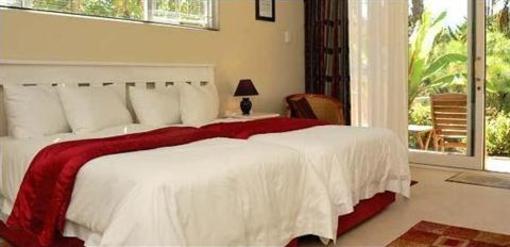 фото отеля Fourways Guesthouse George