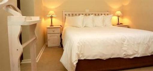 фото отеля Fourways Guesthouse George