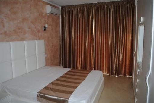 фото отеля Tudors Residence - Mamaia