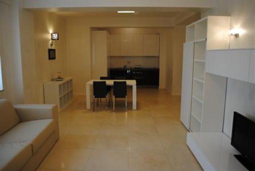 фото отеля Tudors Residence - Mamaia