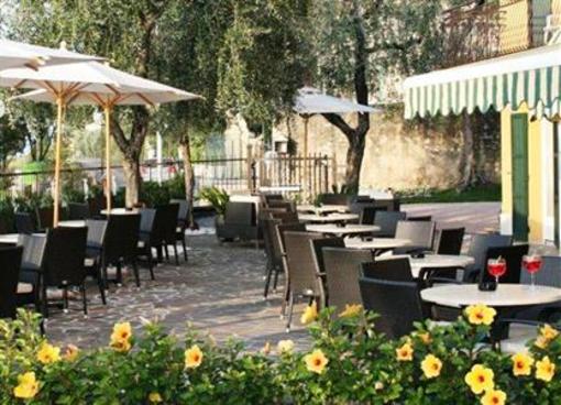 фото отеля Albergo Del Garda