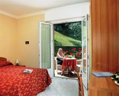 фото отеля Albergo Del Garda