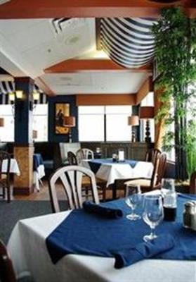 фото отеля Maritime Inn Antigonish