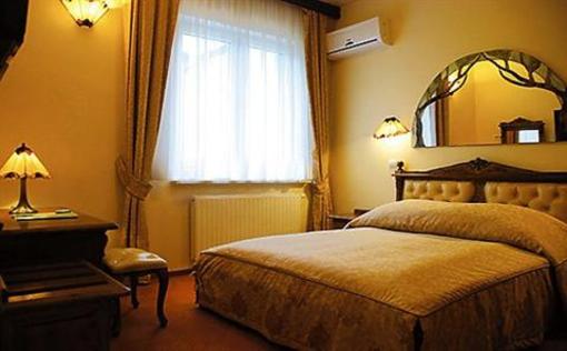 фото отеля Mat's Hotel