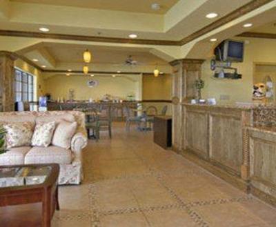 фото отеля Super 8 Motel San Benito