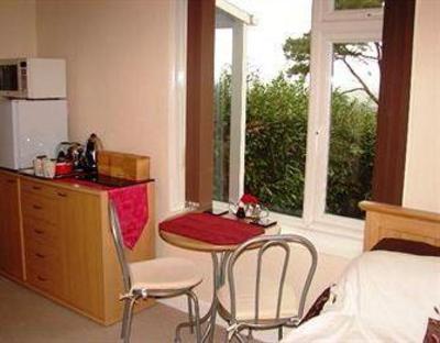 фото отеля Netherleigh Bed and Breakfast
