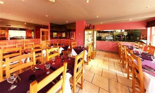 фото отеля The Alma Inn Sowerby Bridge