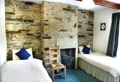 фото отеля The Alma Inn Sowerby Bridge