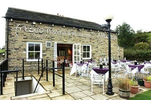 фото отеля The Alma Inn Sowerby Bridge