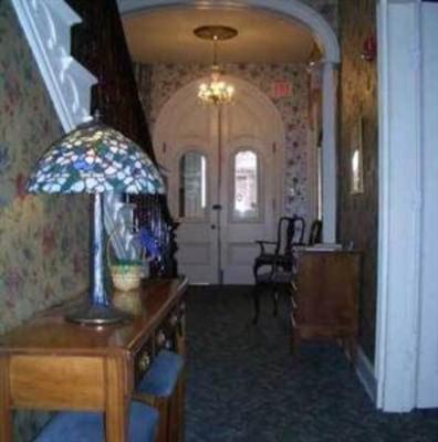 фото отеля Carlisle House Bed & Breakfast