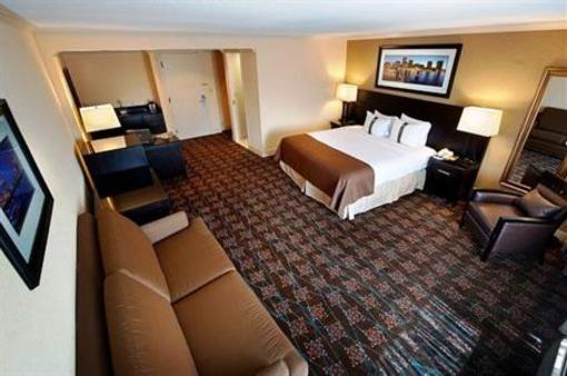 фото отеля Holiday Inn Tewksbury Andover