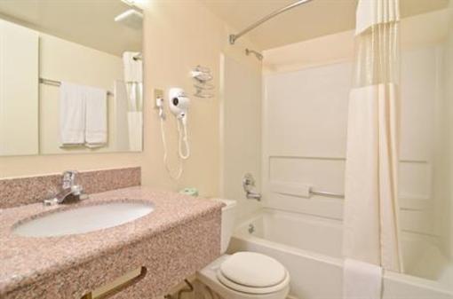 фото отеля Americas Best Value Inn Lancaster (Pennsylvania)