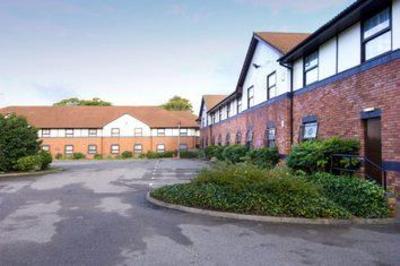 фото отеля Premier Inn West Derby Liverpool
