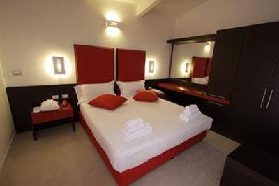 фото отеля Hotel Paradise Airport