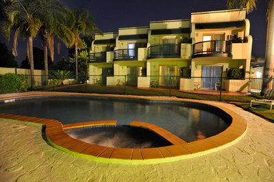 фото отеля McNevins Parkway Motel