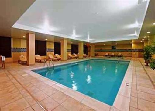 фото отеля Hampton Inn & Suites Indianapolis-Airport