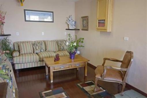 фото отеля Americas Best Value Inn East Albuquerque