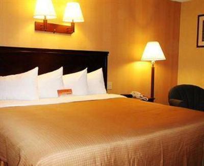фото отеля Howard Johnson Inn Saugerties