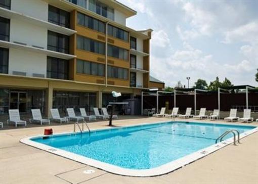 фото отеля Quality Inn & Suites Laurel
