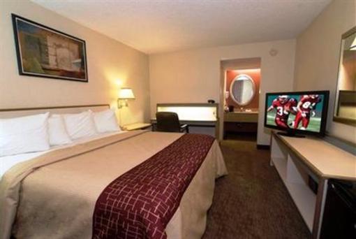 фото отеля Red Roof Inn Tampa Busch