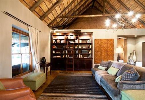 фото отеля Hlosi Game Lodge Amakhala Game Reserve