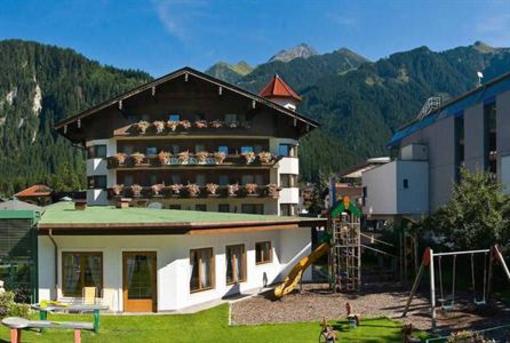 фото отеля Sporthotel Strass