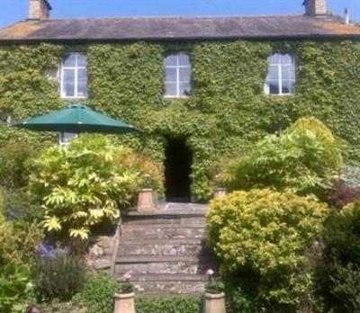 фото отеля Court Farm Bed and Breakfast Newport (Wales)