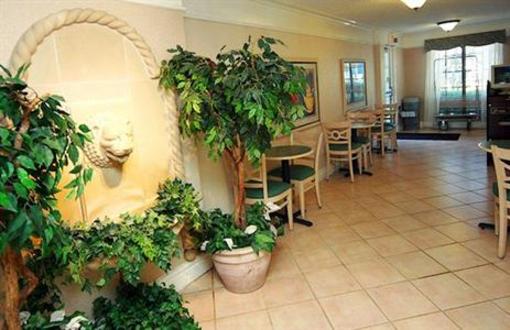 фото отеля La Quinta Inn Austin I-35 S. Ben White