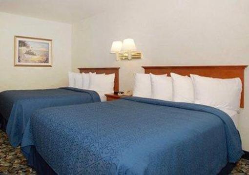 фото отеля Quality Inn Lake George