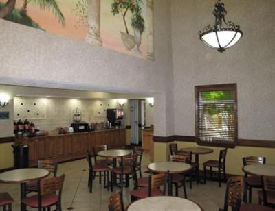 фото отеля La Quinta Inn and Suites Daytona Beach