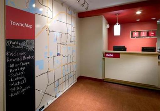 фото отеля Towneplace Suites Miami Lakes
