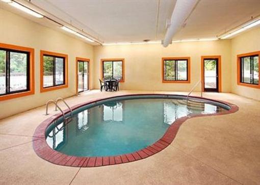 фото отеля Comfort Suites Pigeon Forge