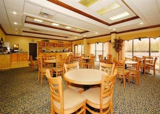 фото отеля Comfort Suites Pigeon Forge