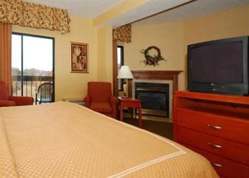 фото отеля Comfort Suites Pigeon Forge