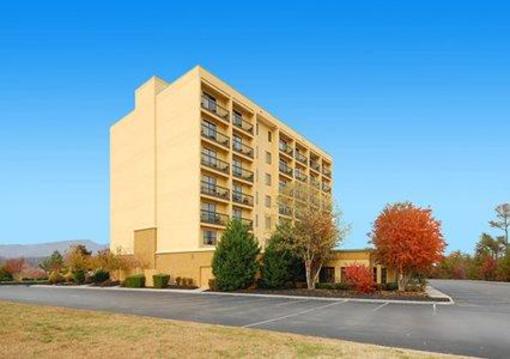 фото отеля Comfort Suites Pigeon Forge