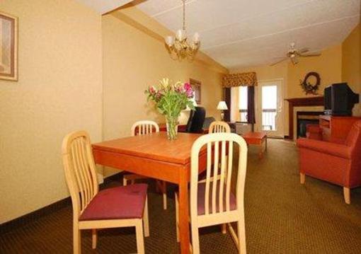 фото отеля Comfort Suites Pigeon Forge