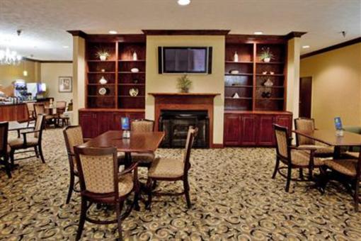 фото отеля Holiday Inn Express South Boston