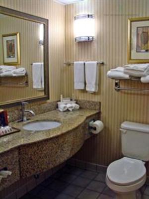 фото отеля Holiday Inn Express South Boston