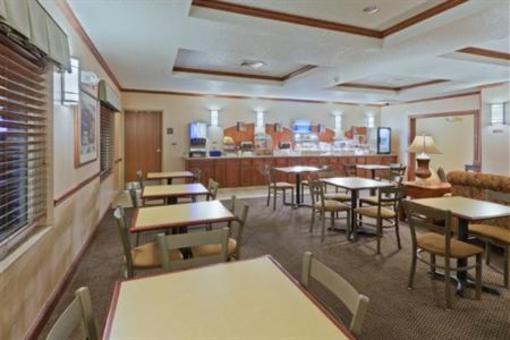 фото отеля Holiday Inn Express Hotel & Suites Lititz