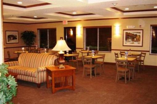 фото отеля Holiday Inn Express Hotel & Suites Lititz