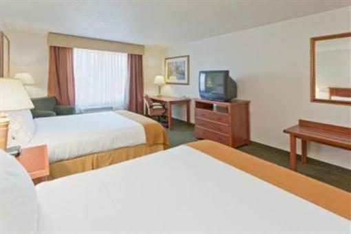 фото отеля Holiday Inn Express Hotel & Suites Lititz