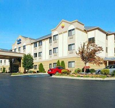 фото отеля Comfort Inn & Suites Jackson (Michigan)