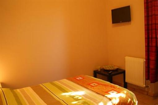 фото отеля Vegan Inn Airport