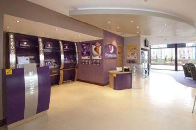 фото отеля Premier Inn Cardiff City Centre