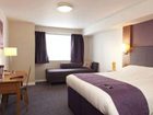 фото отеля Premier Inn Cardiff City Centre