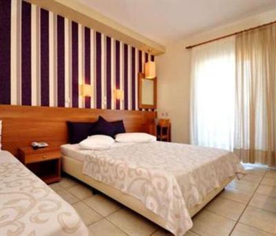 фото отеля Louloudis Hotel