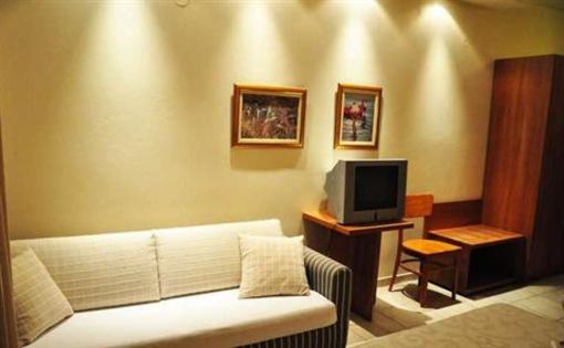 фото отеля Louloudis Hotel