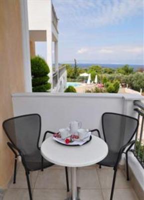 фото отеля Louloudis Hotel