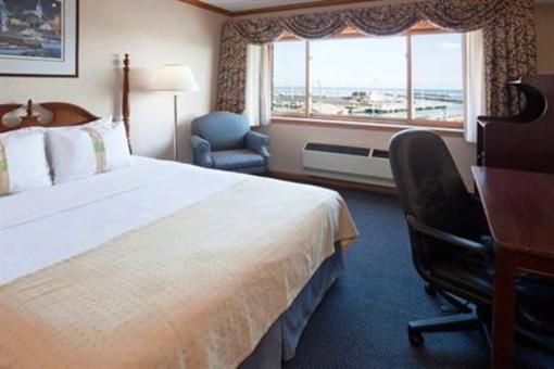 фото отеля Holiday Inn Port Washington